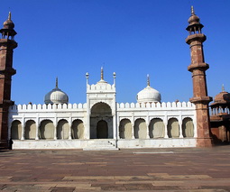 Moti Masjid